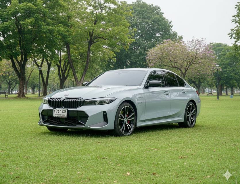 ðĨāļāļĢāļĩāļāļēāļ§āļāđ āļĢāļāļŠāļ§āļĒāļĄāļ·āļāđāļāļĩāļĒāļ§ āļāļĩāđāļŦāļĄāđ āļāļąāļāļāļĩāļĄāļēāļ BMW 330e M Sport AT āļāļĩ 2023