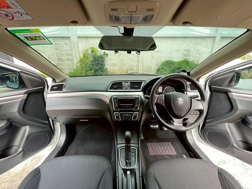 Suzuki Ciaz ปี 2016 รุ่น GLX 1.25L CVT TOP✨สวยสุดในรุ่น มือเดียวป้ายแดง สีเดิมทั้งคัน 8