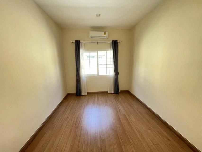 ขายทาวน์เฮ้าส์มือสองนนทบุรี โครงการ โกลเด้นทาวน์ รัตนาธิเบศร์-สถานีรถไฟฟ้าไทรม้า (Golden Town Rattanathibet-Saima Station) เนื้อที่ 21.2 ตร.ว. 13