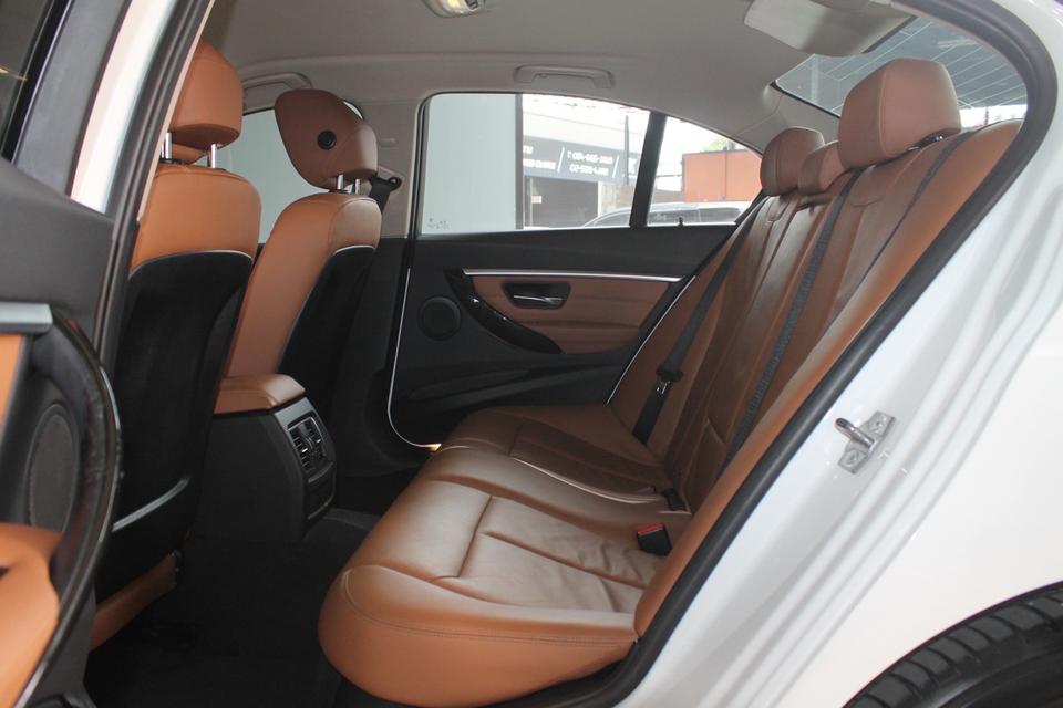รหัสรถ BM3311 BMW 320d F30 Luxury 2017 16