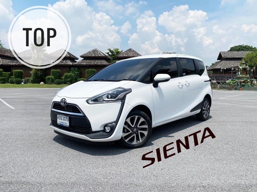 Sienta รถครอบครัว  7 ที่นั่ง ฟรีดาวน์ ประตูสไลด์ไฟฟ้า 1