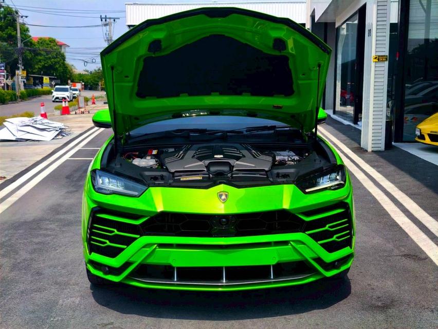 รหัสรถ KPV53 2024 LAMBORGHINI URUS V8 4.0 Bi-Turbo สีพิเศษ เขียว Verde Mantis