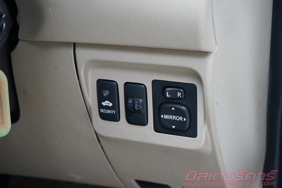 TOYOTA INNOVA 2.0 G OPTION ( 9122 ) 18