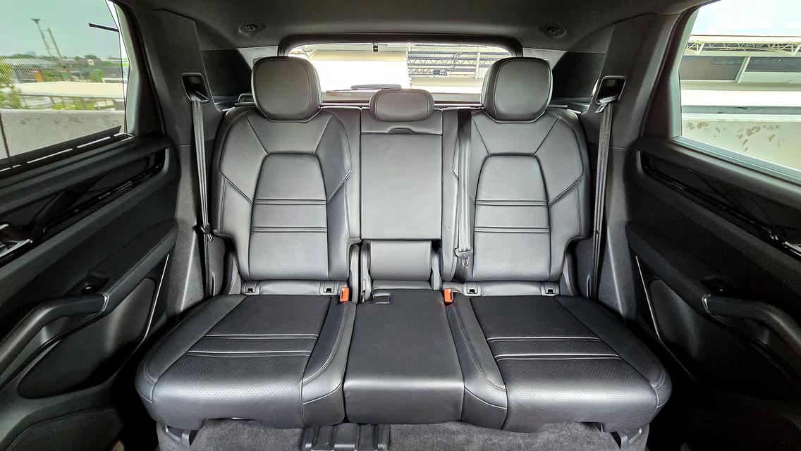  PORSCHE CAYENNE 3.0E Hybrid ปี 2019 จด 2020 โทร.0922639576 เอ๋ 15