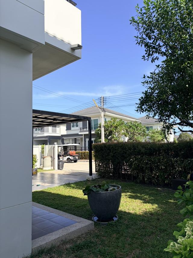 บ้านเดี่ยว โครงการศุภาลัย พรีโม่ ระยอง บ้านเดี่ยว 2 ชั้น พื้นที่ 60.30 ตร.ว. พื้นที่ใช้สอย 139.81 ตรม. ราคาขาย 5 ล้านบาท ลดเหลือเพียง 4 ล้านบาทถ้วน 3