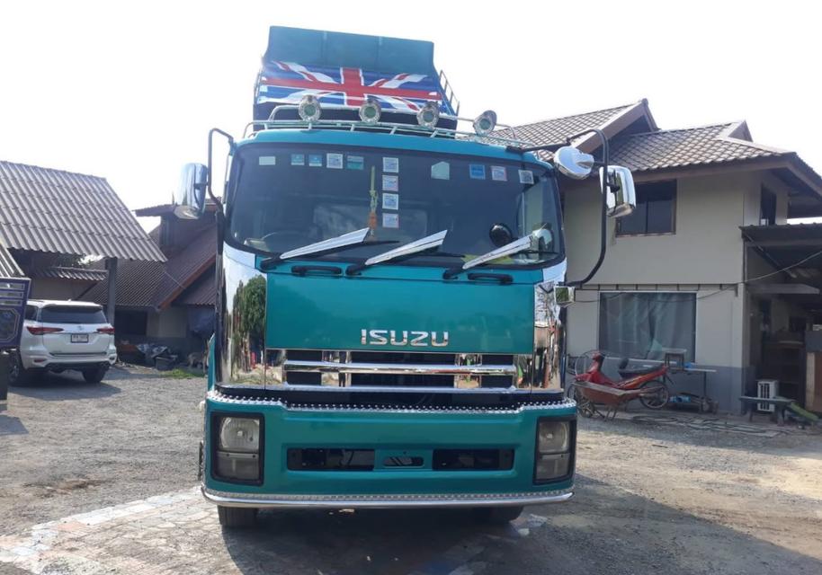 Isuzu FTR 240 Hp ปี 2013 ราคาถูก 2