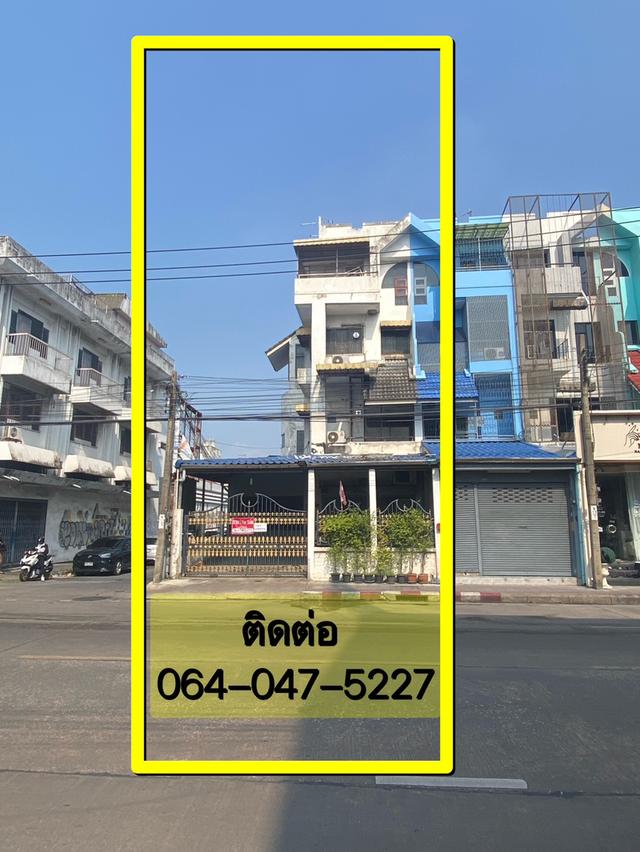 บ้านทาวโฮม ใกล้สถานีBTS ลาดพร้าว101 7