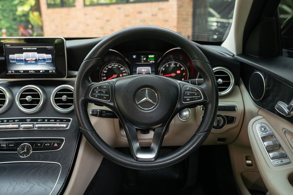 📌เข้าใหม่! ผ่อนชิลล์ 11,xxx/เดือน “Mercedes-Benz C350e Avantgarde Plug-in Hybrid” ปี2018 รูปที่ 4