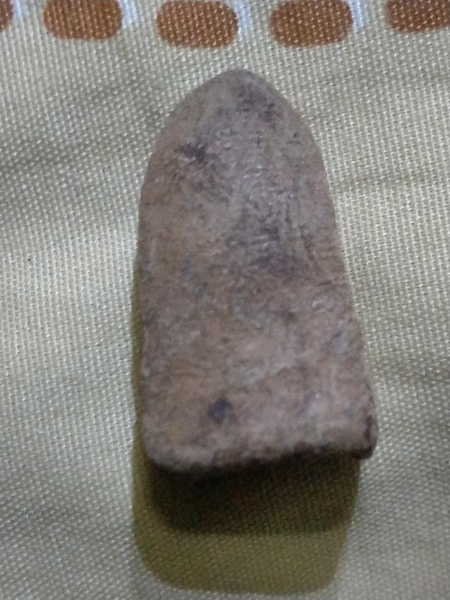 พระรอดเนื้อดินสวยเก่า 2