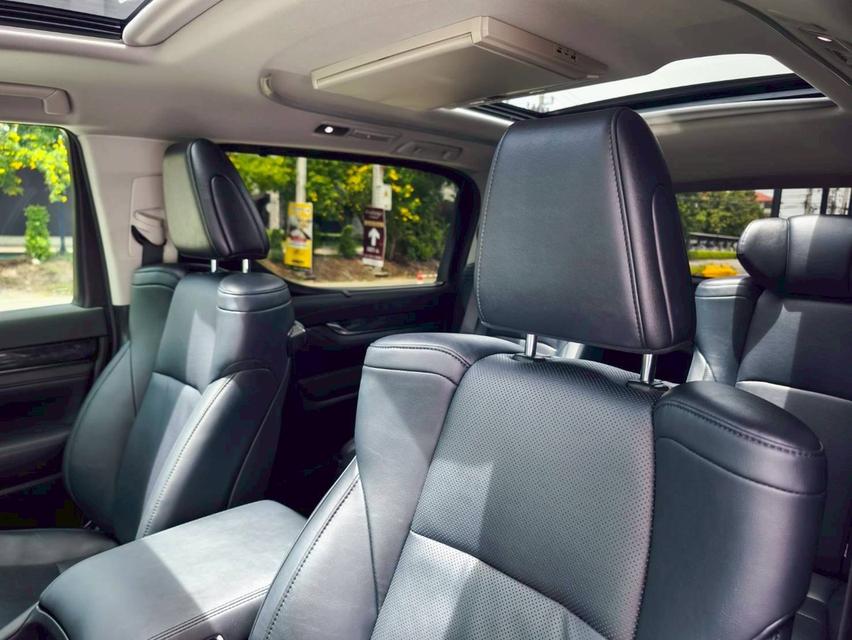 รหัสรถ KPV8747 2019 TOYOTA VELLFIRE 2.5 ZG Edition สึดำ เลขไมล์ 57,XXX KM