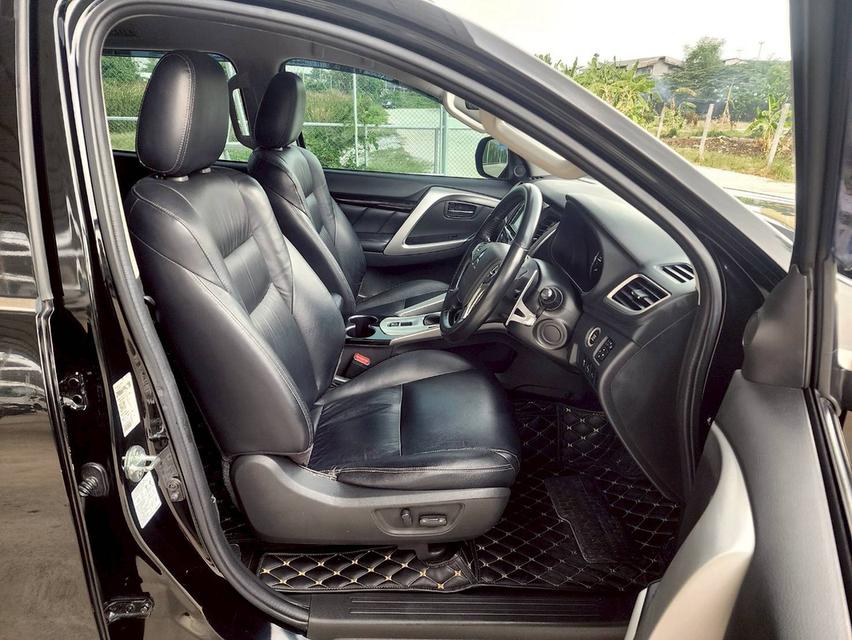 ขาย Mitsubishi Pajero 2.4GT ปี17 13