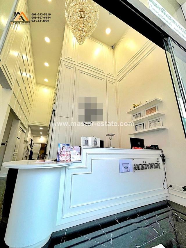 อาคารพาณิชย์ W-PARK ตกแต่งสวยเป็น Clinic ความงาม หรือปรับเป็น Office ขายพร้อมผู้เช่า 50,000 บาท/เดือน ขนาดพิเศษ 35 ตร.ว. พร้อมเฟอร์นิเจอร์ สวย สะอาด 2