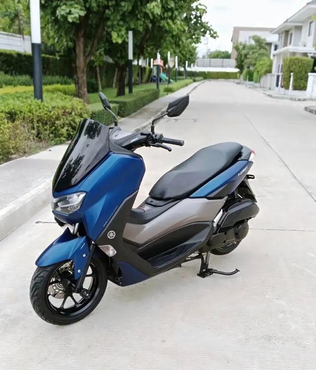 รถบ้าน Yamaha N-Max 4