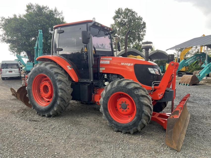 รถไถ Kubota M108S ตู้แอร์ ปี 2019 2