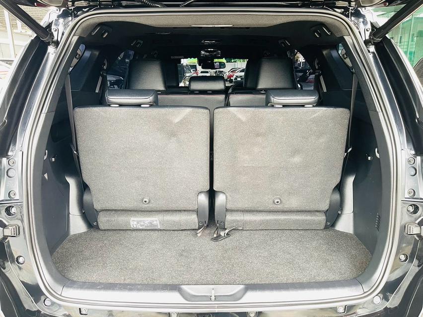 Toyota Fortuner2.8 GR Sport 4WD ปี 23จด24 ไมล์7หมื่นโลแท้ 224แรงม้า รูปที่ 21