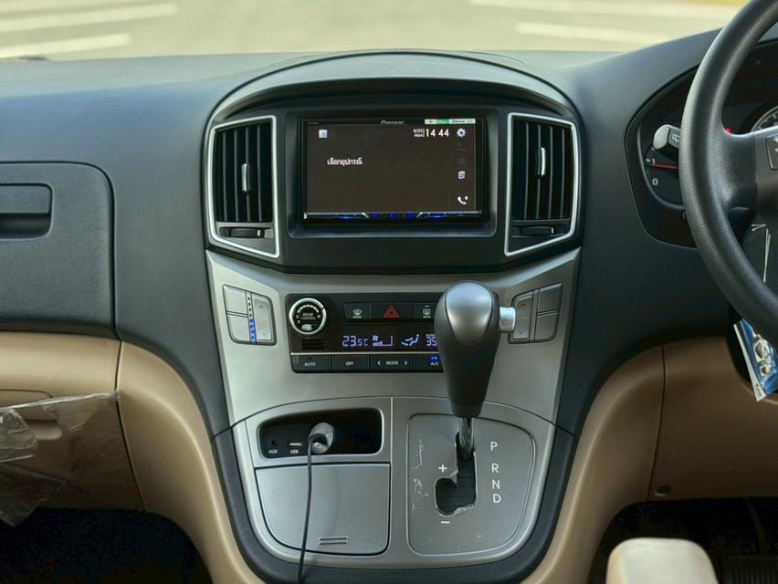 Hyundai H1 2.5 Elite (Minorchange) 2019 สีน้ำตาล ออโต้  9