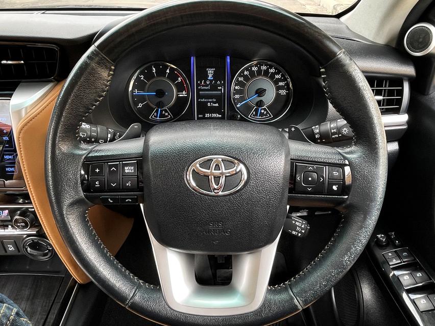 TOYOTA FORTUNER 2.8 V 4WD ปี 2016 เกียร์AUTO 4X4 สภาพนางฟ้า 18