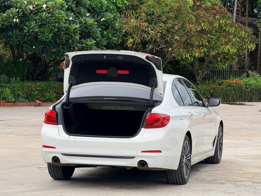 BMW 520d sport ðāļāļĩ 2018 āđāļĨāļāđāļĄāļĨāđ 88,xxx km. āļĢāļđāļāļĒāđāļāļĒāļāļĩāđ 4