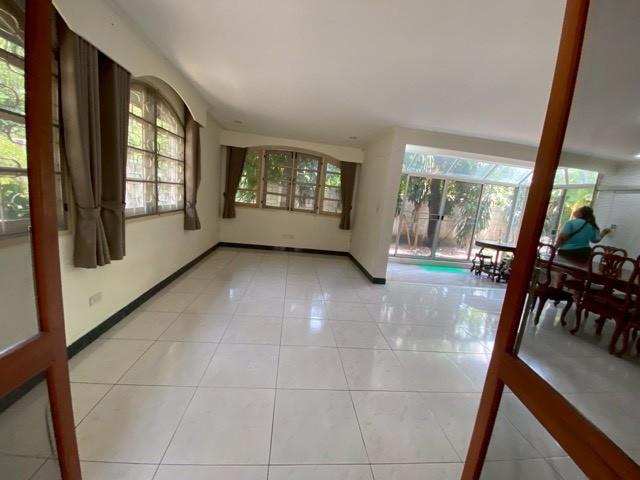 ให้เช่าบ้านเดี่ยว 2 ชั้น เนื้อที่ 90 ตร.วา ซอยรามคำแหง 21 ใกล้ทาว์อินทาว์ พร้อมเฟอร์นิเจอร์ เดินทางสะดวกไปเอกมัย ทองหล่อ ใกล้ทางด่วนมอเตอร์เวย์ โรงเรี 11