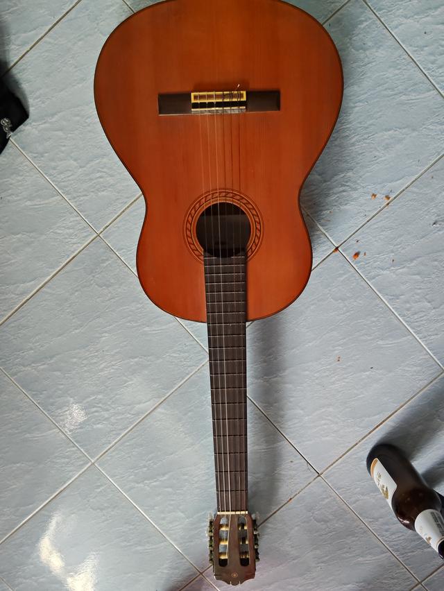 กีต้า Yamaha cg-120 คลาสสิก 4