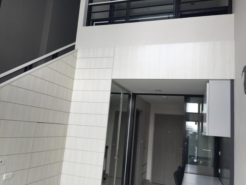 ราคาถูกที่สุด คอนโด Duplex 75,XXX บาท/ตรม. ติด MRT รัชดา ขนาด 39.4 ตร.ม. 2