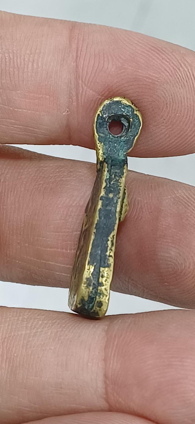 เหรียญหล่อหลวงพ่อเงินพิมพ์จอบใหญ่ อาจารย์แจ๊ะ วัดบางคลานสร้าง ปี 2472 รูปที่ 3