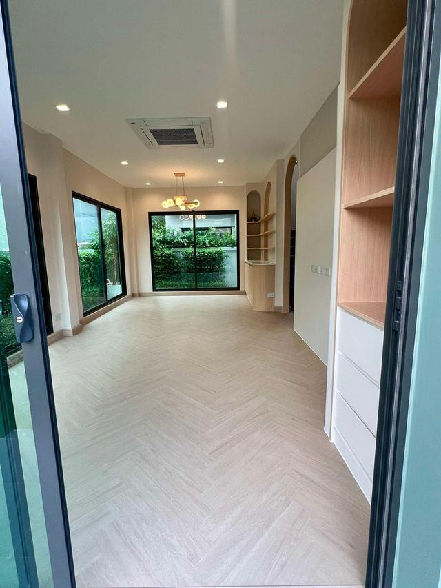 🏡 ขายบ้านเดี่ยว 2 ชั้น บางกอก บูเลอวาร์ด พระราม 5 บ้านใหม่ไม่เคยเข้าอยู่ ตกแต่งเฟอร์บิ้วอินเรียบร้อยแล้ว 9