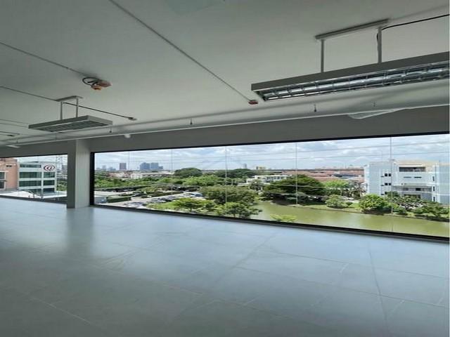 PB5685 ให้เช่าอาคารสำนักงาน 4ชั้น ย่านพัฒนาการ พื้นที่รวม 872.68 ตร.ม. ซอยพัฒนาการ31-1 ทำเลใกล้ทางด่วน  3