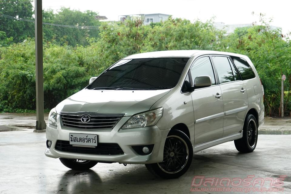 2012 TOYOTA INNOVA 2.0 G OPTION