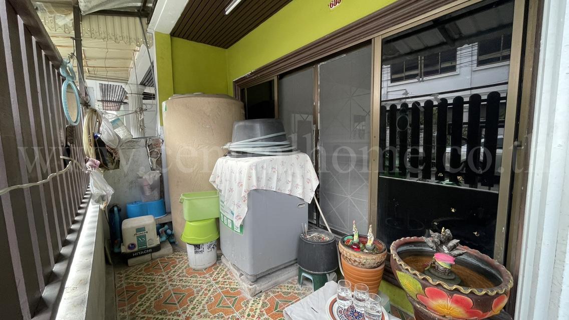 ทาวน์เฮ้าส์ ปรางทิพย์ ลาดพร้าว 95 ใกล้ MRT สถานีมหาดไทย 3