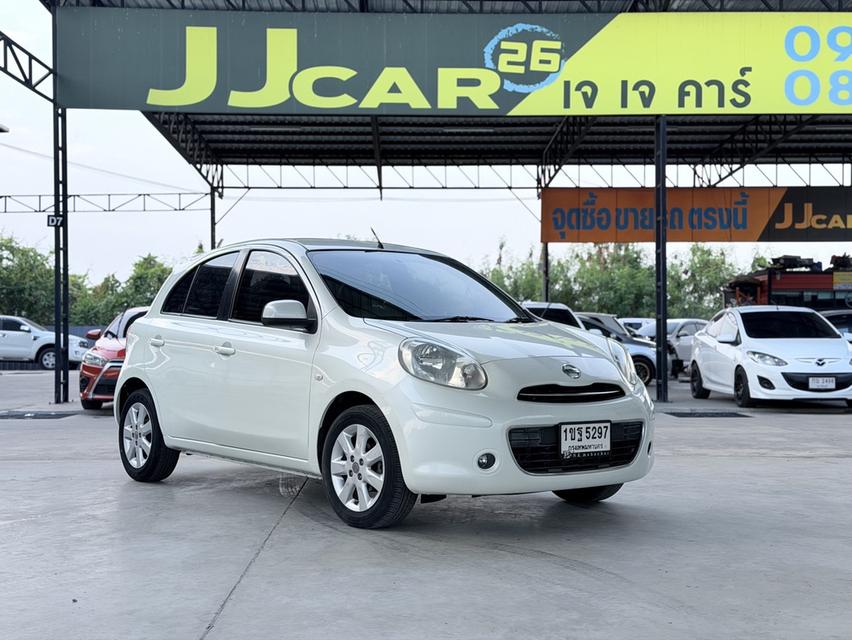 รถยนต์ Nissan March VL