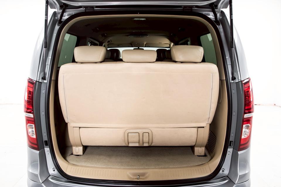 รหัสรถ 3B146 hyundai h1 elite 2020 9