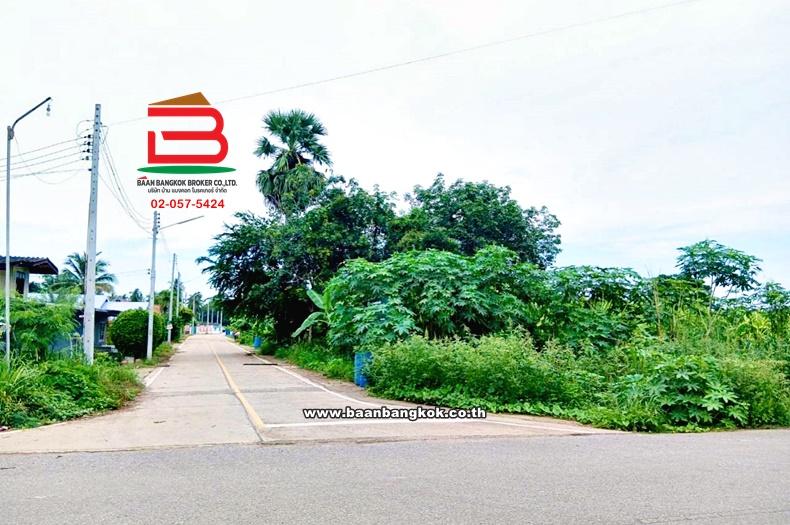 ที่ดินเปล่า เนื้อที่ 12-0-46.2 ไร่ ซอยปลายน้ำ ใกล้แยกปราณบุรี ถนนเพชรเกษม ตำบลเขาน้อย อำเภอปราณบุรี ประจวบคีรีขันธ์ 9