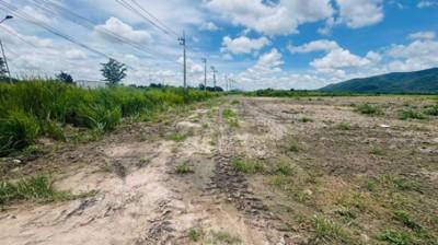ขายที่ดินแปลงใหญ่บ้านบึงชลบุรี ขายที่ดินแปลงใหญ่ 306 ไร่ บ้านบึงชลบุรี ตามหาสำหรับนักลงทุนและผู้พัฒนาโครงการ 4