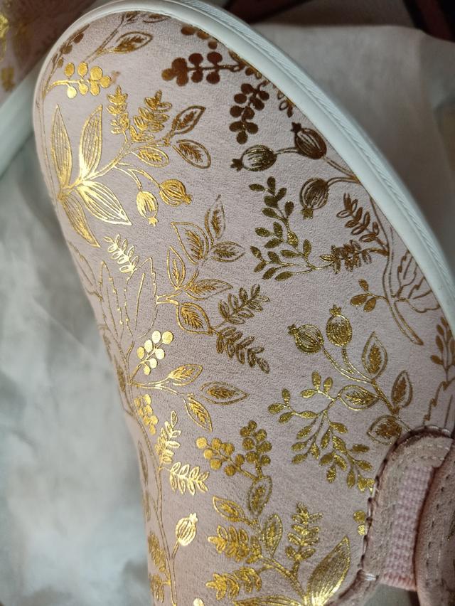 รองเท้า Keds 8
