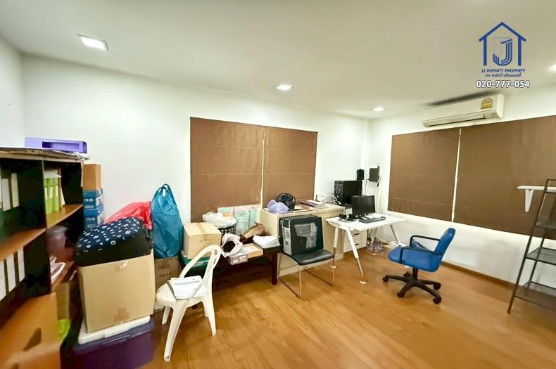 ขายบ้านเดี่ยว 3ชั้น โกลเด้น เพรสทีจ วัชรพล-สุขาภิบาล 5 ใกล้ทางด่วนสุขาภิบาล 5 หลังริม 11