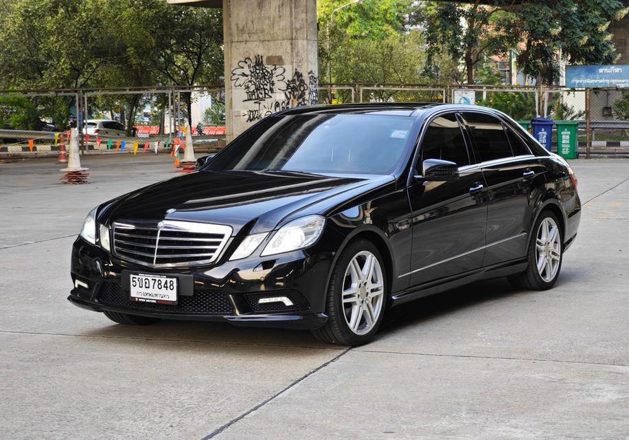 Mercedes Benz E200 CGI AMG W212 ปี 2012 