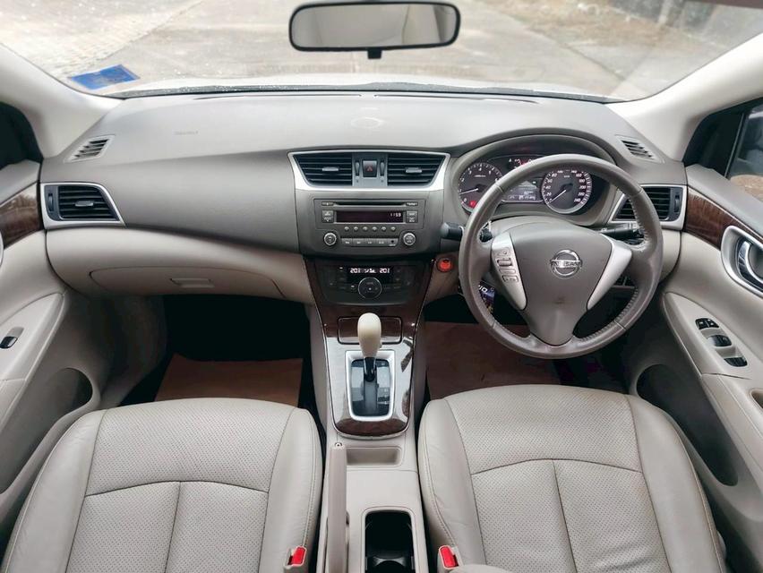 Nissan Slyphy 10