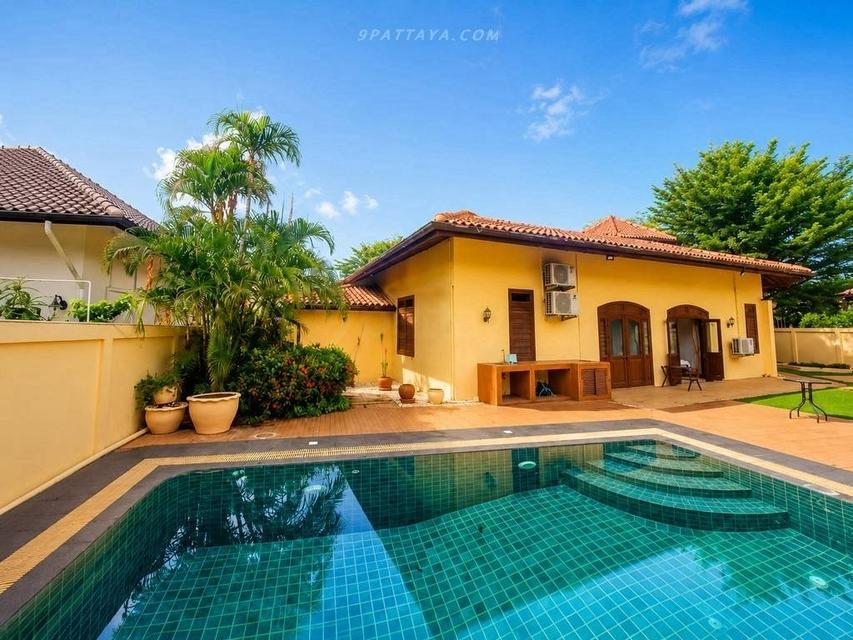 For Sale — Large Pool Villa in Siam Country Club Area Land size: approx. 168 sq.wah• Single-storey house• Strong red brick structure• 3 bedrooms 1