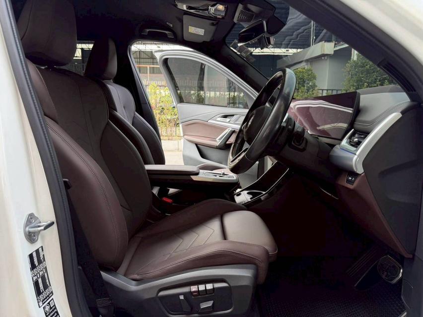 BMW X1 2.0i sDrive M sport ปี24 จด25 สีขาว มือเดียว สภาพป้ายแดง กลิ่นใหม่ยังอยู่ รูปที่ 7