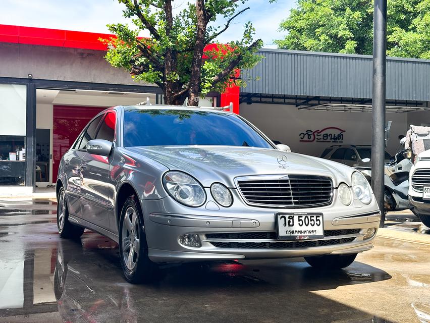 ขายรถ Benz E240 2.6 W211 Avantgarde Sedan ปี 2003 สีเทา เกียร์ออโต้ รูปที่ 3