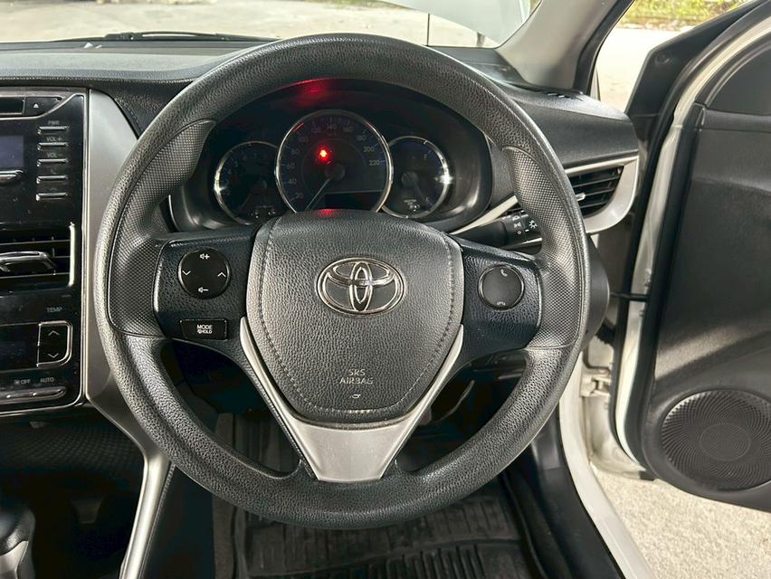 Toyota Yaris ATIV 1.2 E AT ปี 2018 เบนซิน เกียร์ออโต้ 12