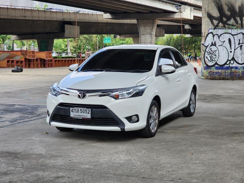 ขายรถ Toyota Vios 1.5G ปี 2015 สีขาว เกียร์ออโต้ 3