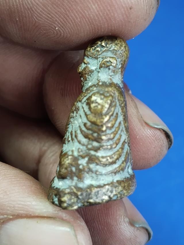 พระหลวงพ่อเงินรุ่นแลก