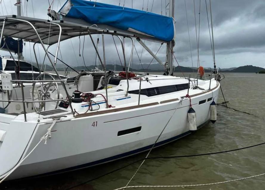 ขาย เรือใบ 2012 Jeanneau Sun Odyssey 409 7