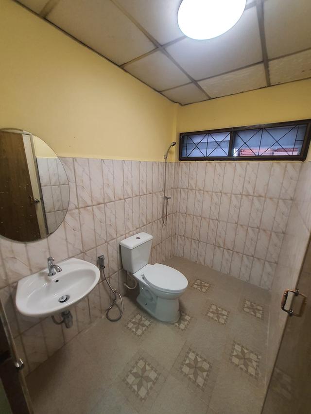 ให้เช่าทาวน์เฮ้าล์หมู่บ้านร่มรื่นวิลล์ 2 มี 2 ห้องนอน 2 ห้องน้ำ 8,000 บาท/เดือน 5