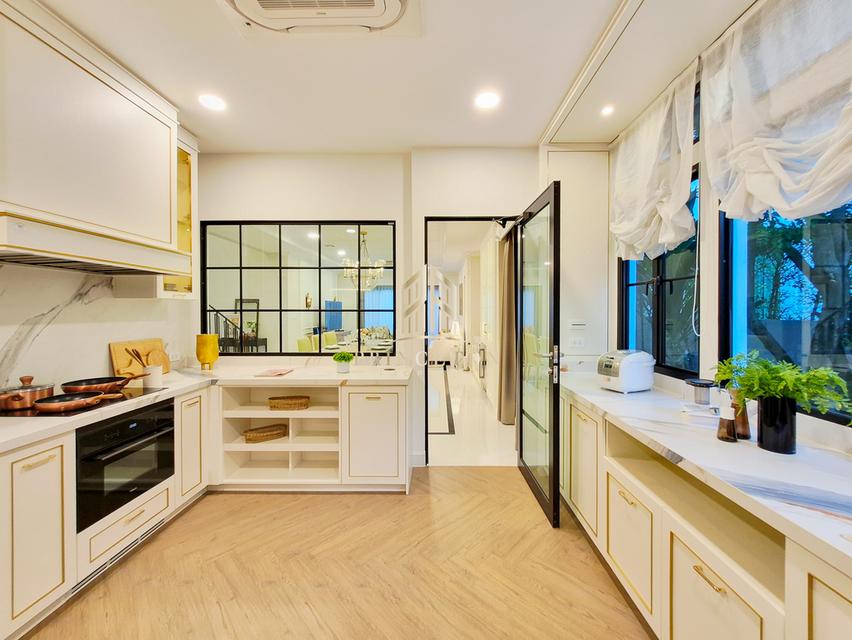 Luxury Show House for Sale Nantawan Rama 9 – New KrungthepKreetha 5