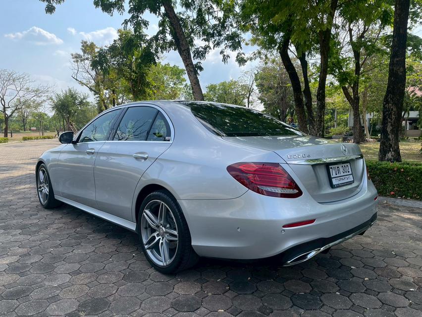 2017 Mercedes Benz E220d AMG ( W213 ) รูปที่ 3