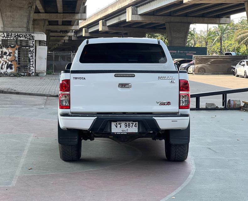 ขายรถ Toyota Vigo CHAMP 2.5E  Prerunner 4 ประตู ปี 2013 สีขาว เกียร์ออโต้ 5