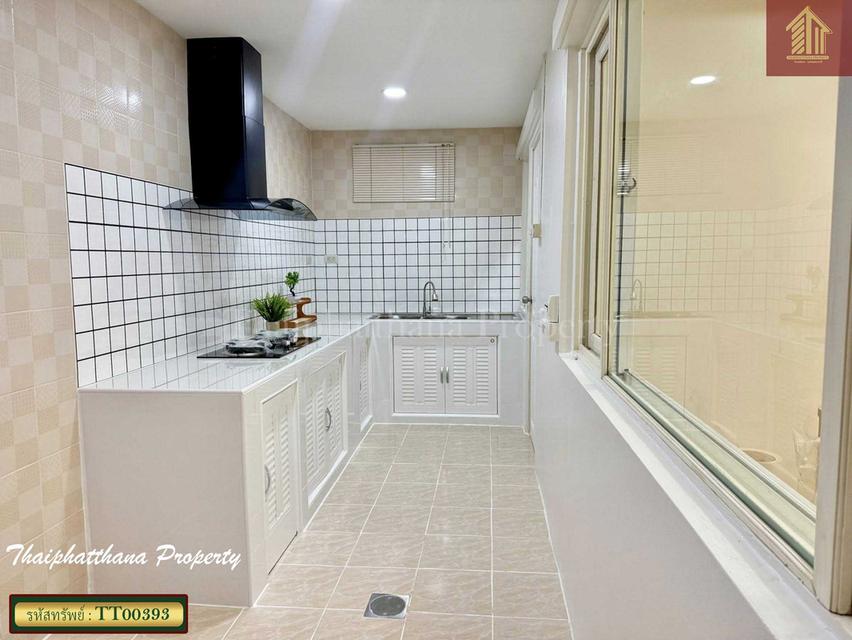 เดอะ คอนเนค 8 วงแหวน-บางนา 9